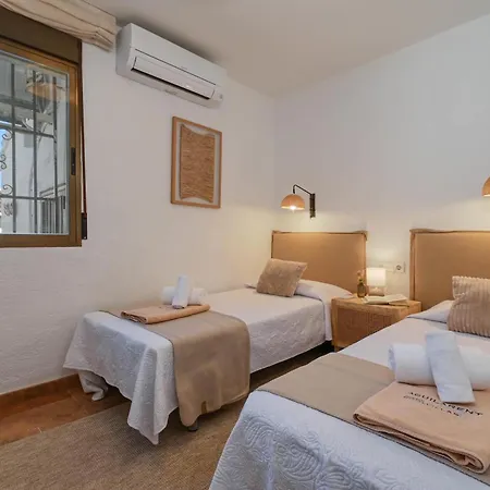 Buganvillas Villa *